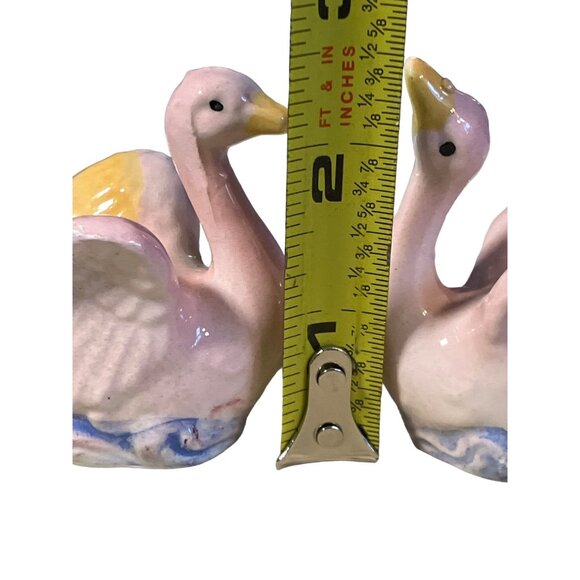 Pink Swan salt and Pepper Shaker Set - Picture 12 of 13